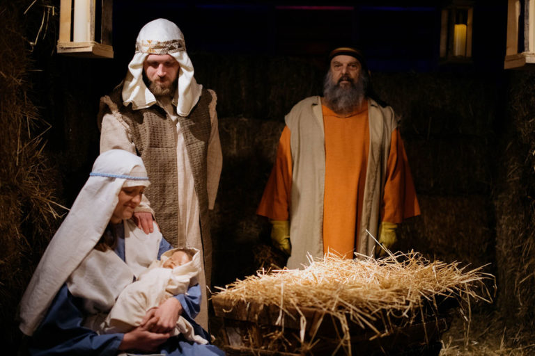 nativity25-9834